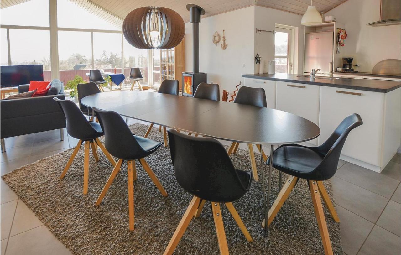 Pet Friendly Home In Augustenborg With Kitchen Asserballeskov Buitenkant foto