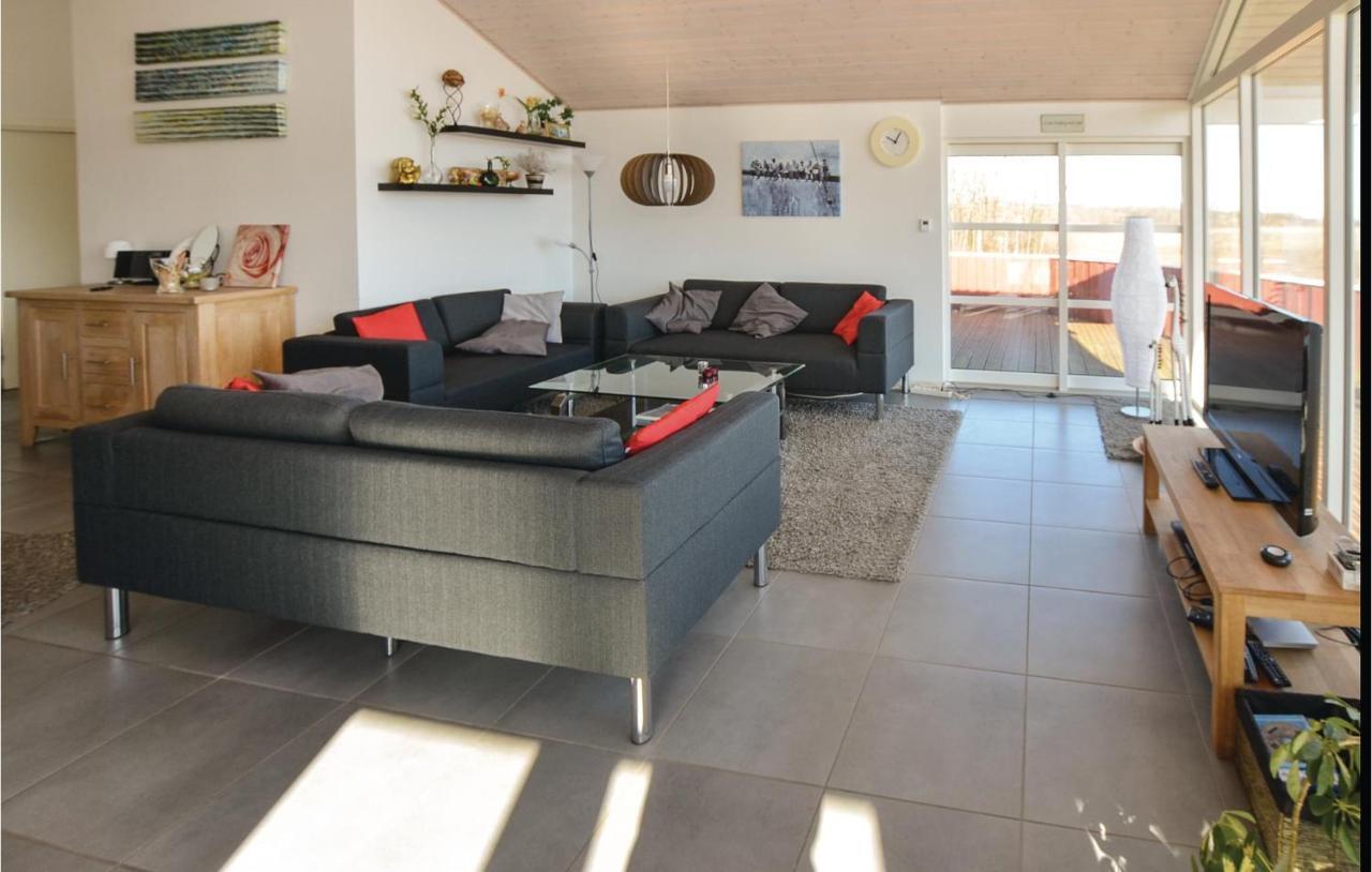 Pet Friendly Home In Augustenborg With Kitchen Asserballeskov Buitenkant foto