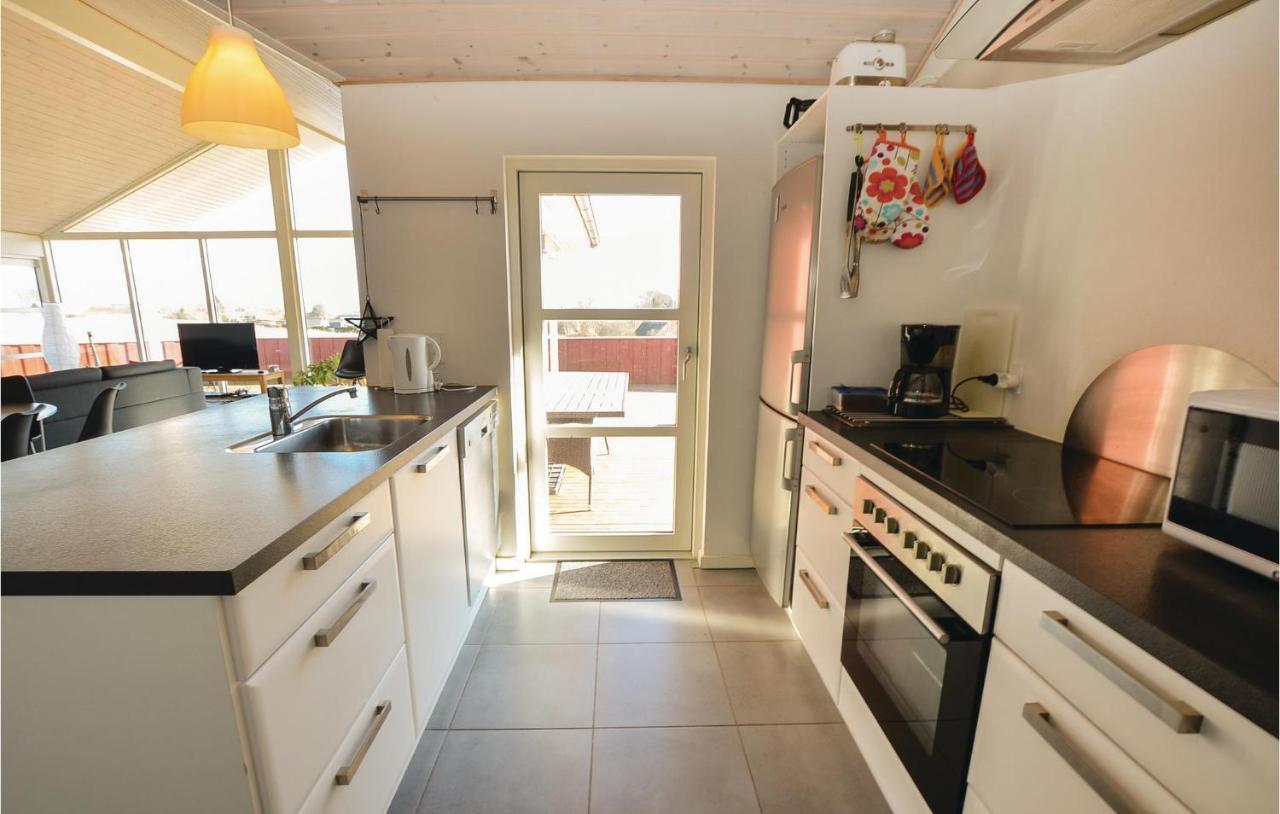 Pet Friendly Home In Augustenborg With Kitchen Asserballeskov Buitenkant foto